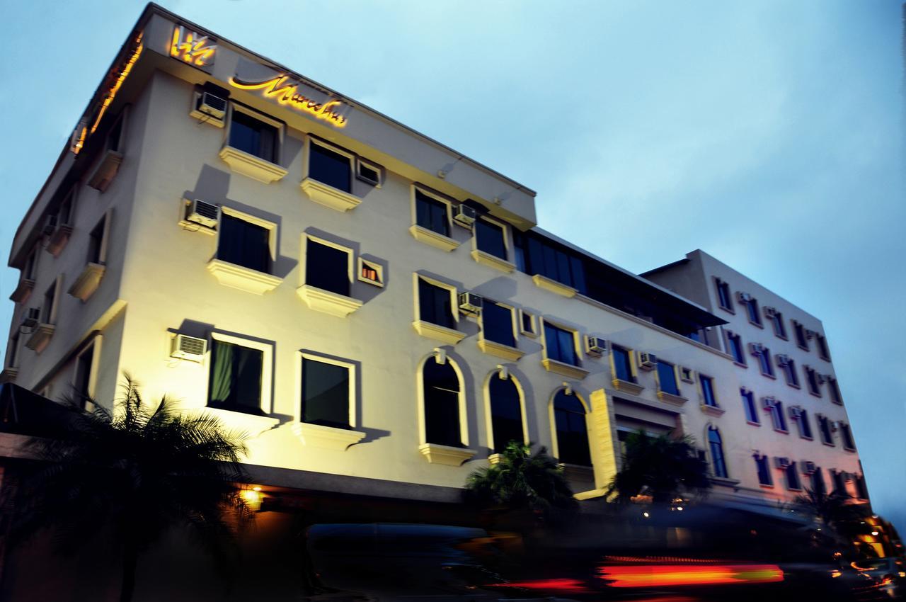 Marcelius Business Hotel Guayaquil Exterior photo